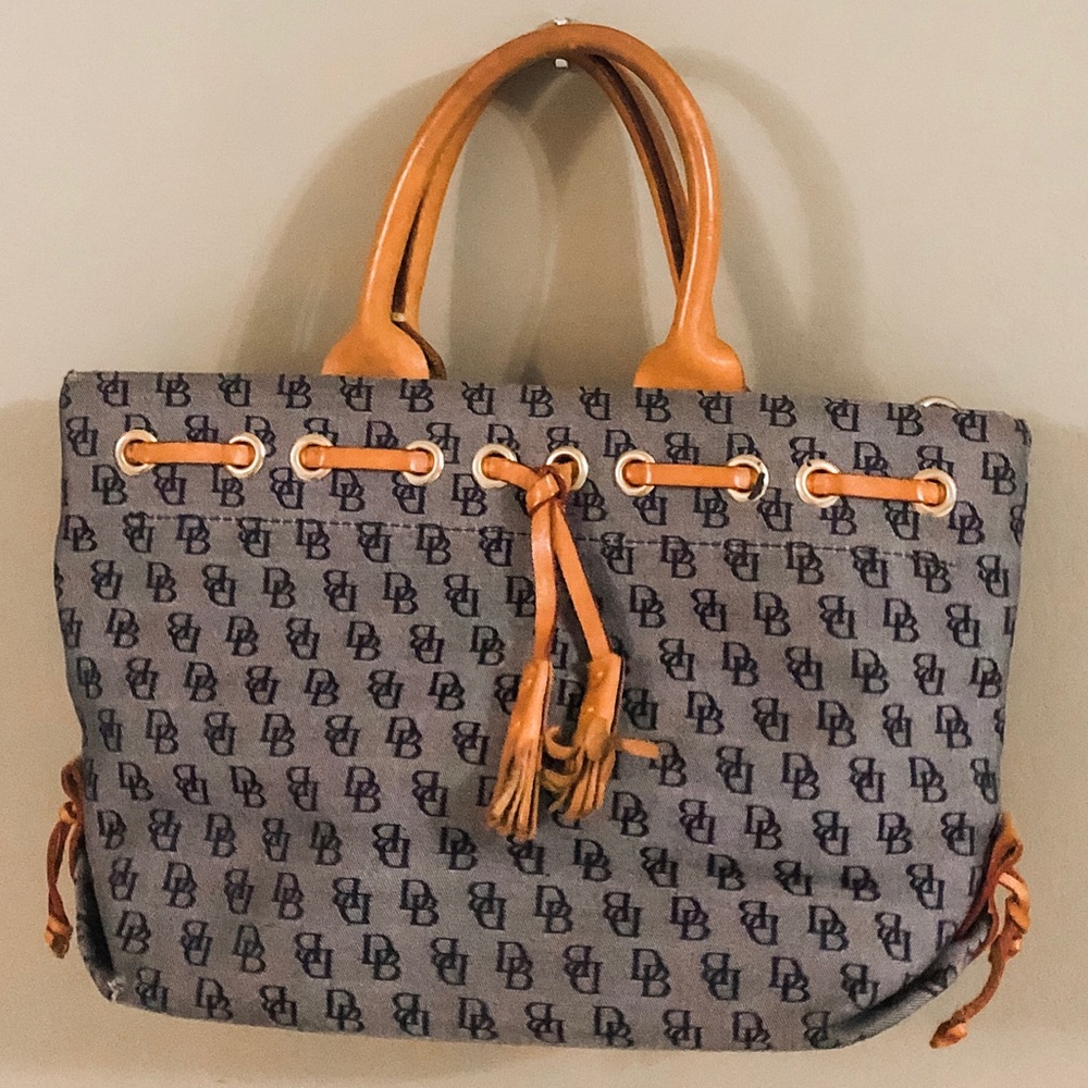 Vintage Dooney & Bourke purse